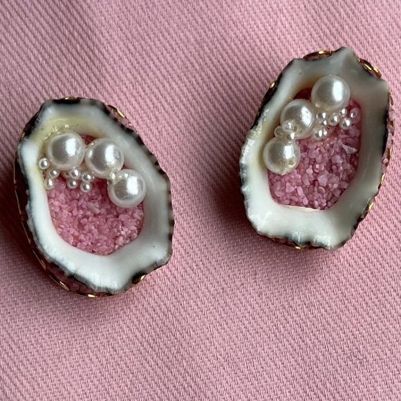 Oyster (faux) Pearl Earrings, clip ons - Picture 1 of 4